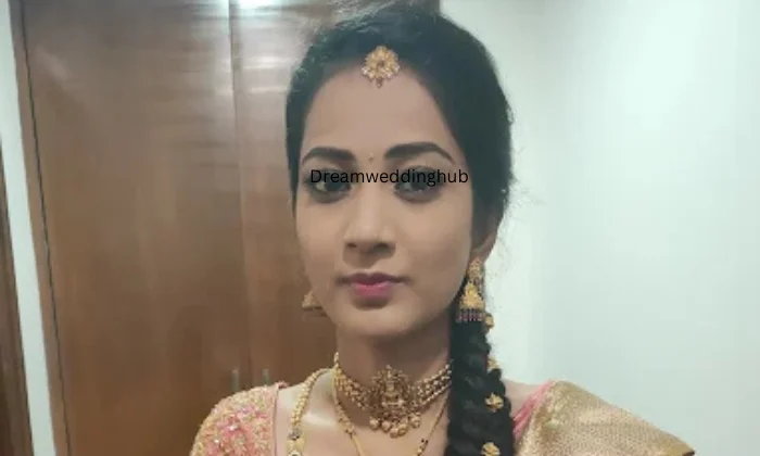 Larken Unisex Hair Makeup Beauty